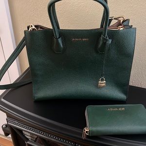 Michael Kors evergreen purse and matching wallet